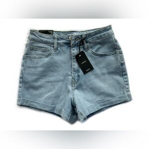 Forever 21 High Rise Stretch Denim Jean Shorts. New. Blue.